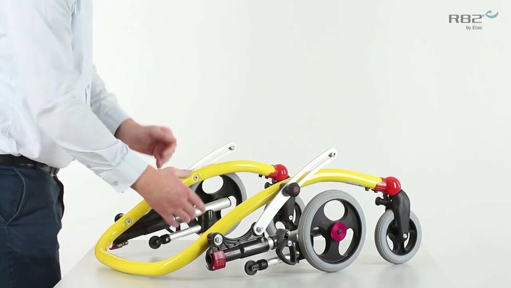 Makes storage and transporting the Crocodile easy.