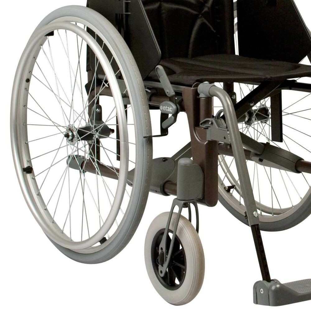 The seat height can be set from 38 cm to 52,5 cm (15"-20¾"), with a horizontal or slightly angled seat.